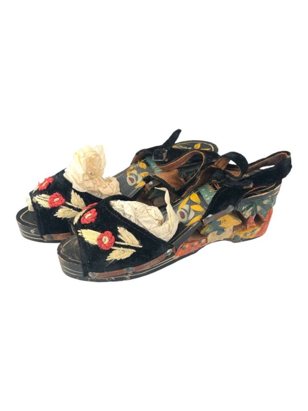 Vintage WW2 Women's Carved Wooden Hand Painted Shoes - Size 5 - Picture 4 of 9